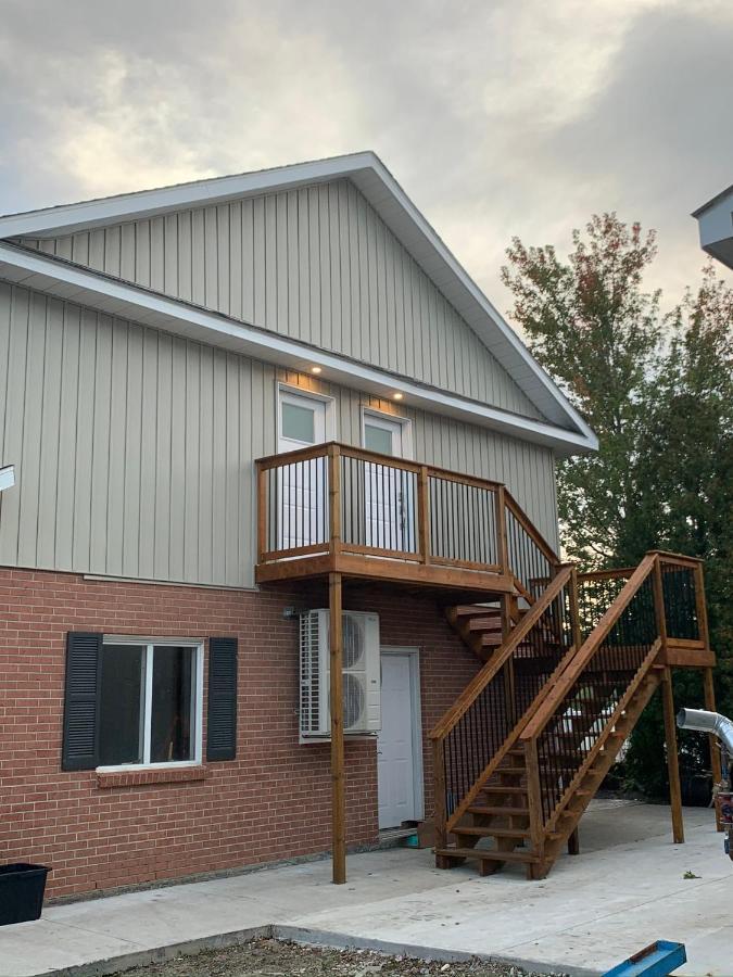 Woodslee Bed And Breakfast Belle River 외부 사진