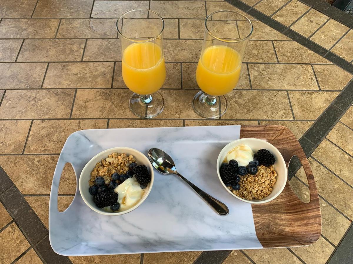 Woodslee Bed And Breakfast Belle River 외부 사진